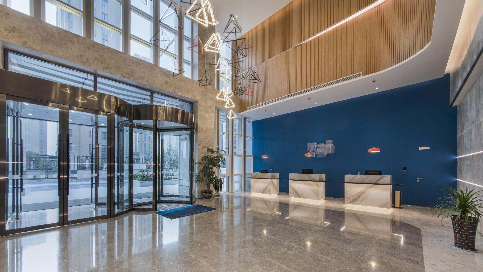 Holiday Inn Express Liyang Huafu By Ihg Екстер'єр фото