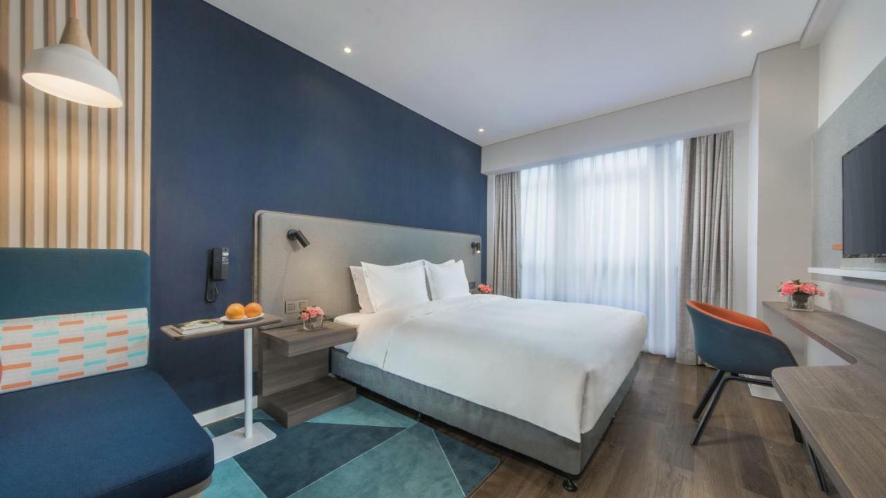 Holiday Inn Express Liyang Huafu By Ihg Екстер'єр фото
